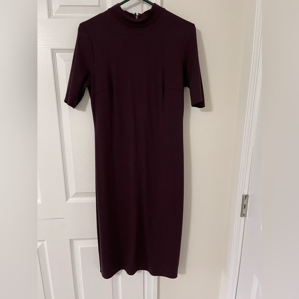 Mid neck plum midi dress